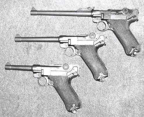 Od góry: lange Pistole 08, Marine Pistole 1904, P08 Heerepistole